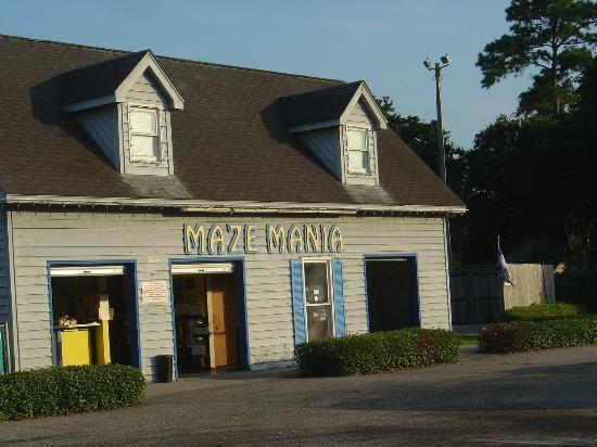 Maze Mania & Arcade